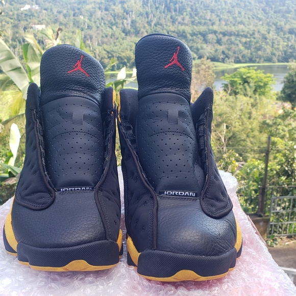 Jordan 13 Retro - Picture 3 of 8